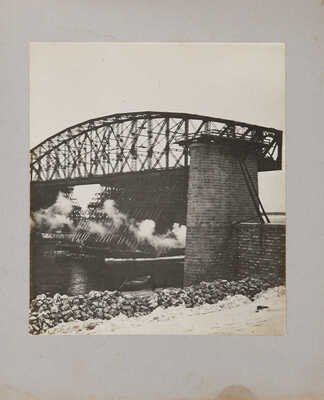 Московско-Казанская железная дорога. Сооружение Императорскаго Романовскаго моста через реку Волгу у гор. Свияжска